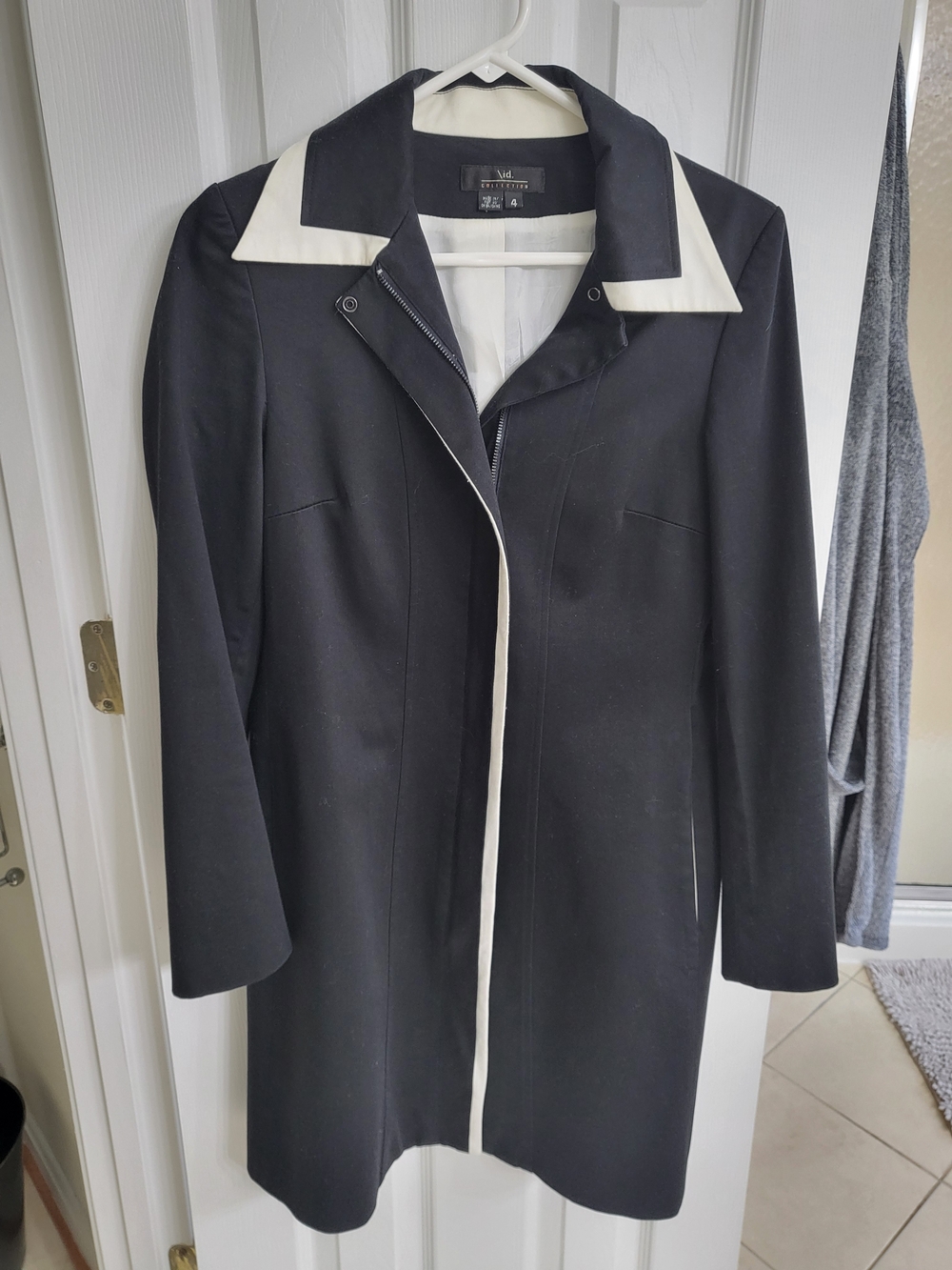 Black & White Womens Long Trench Coat With Contrast Collar